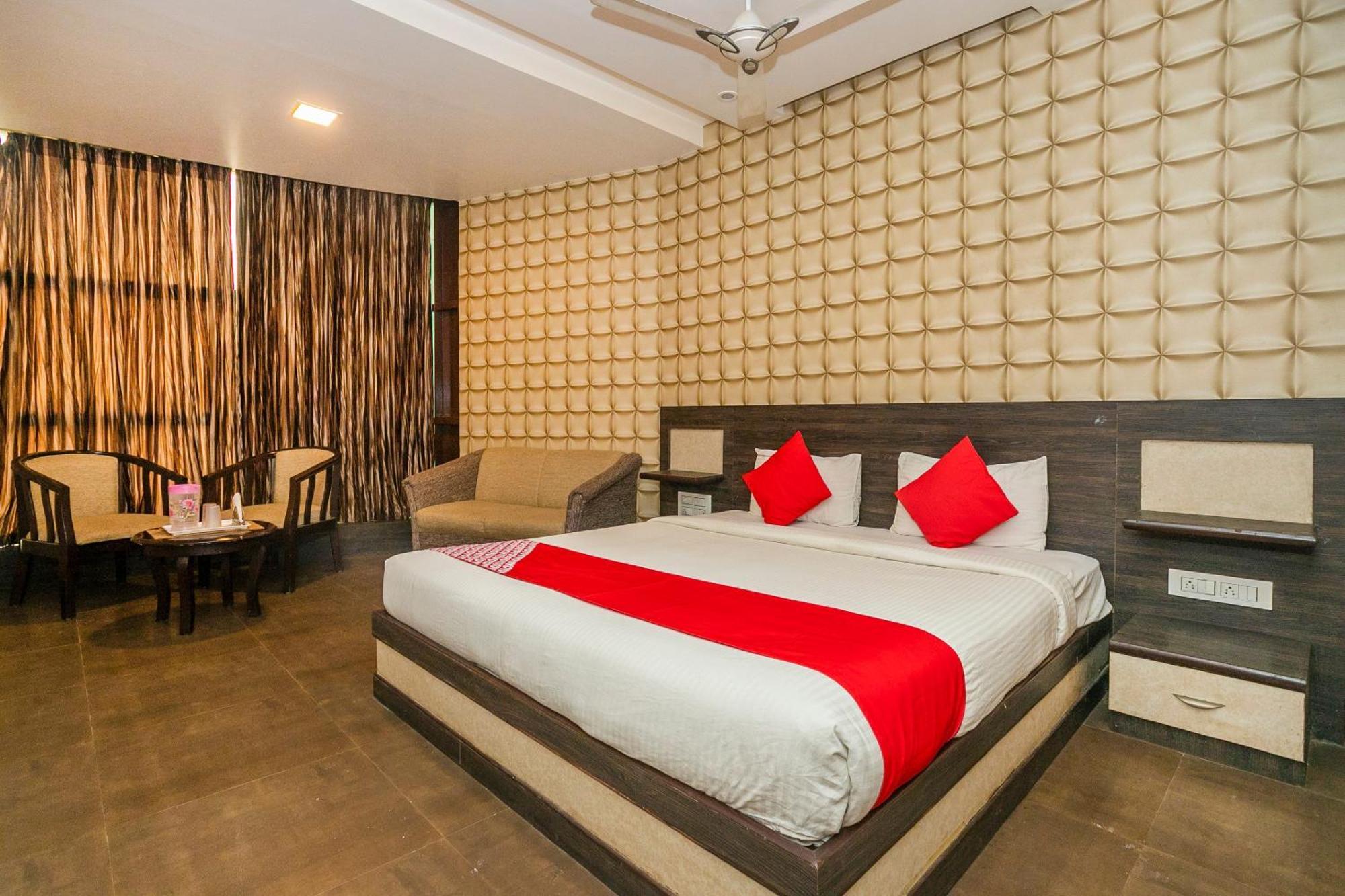 Super Collection O Indian Suites Near Sitara Restaurant Bangalore Exterior photo