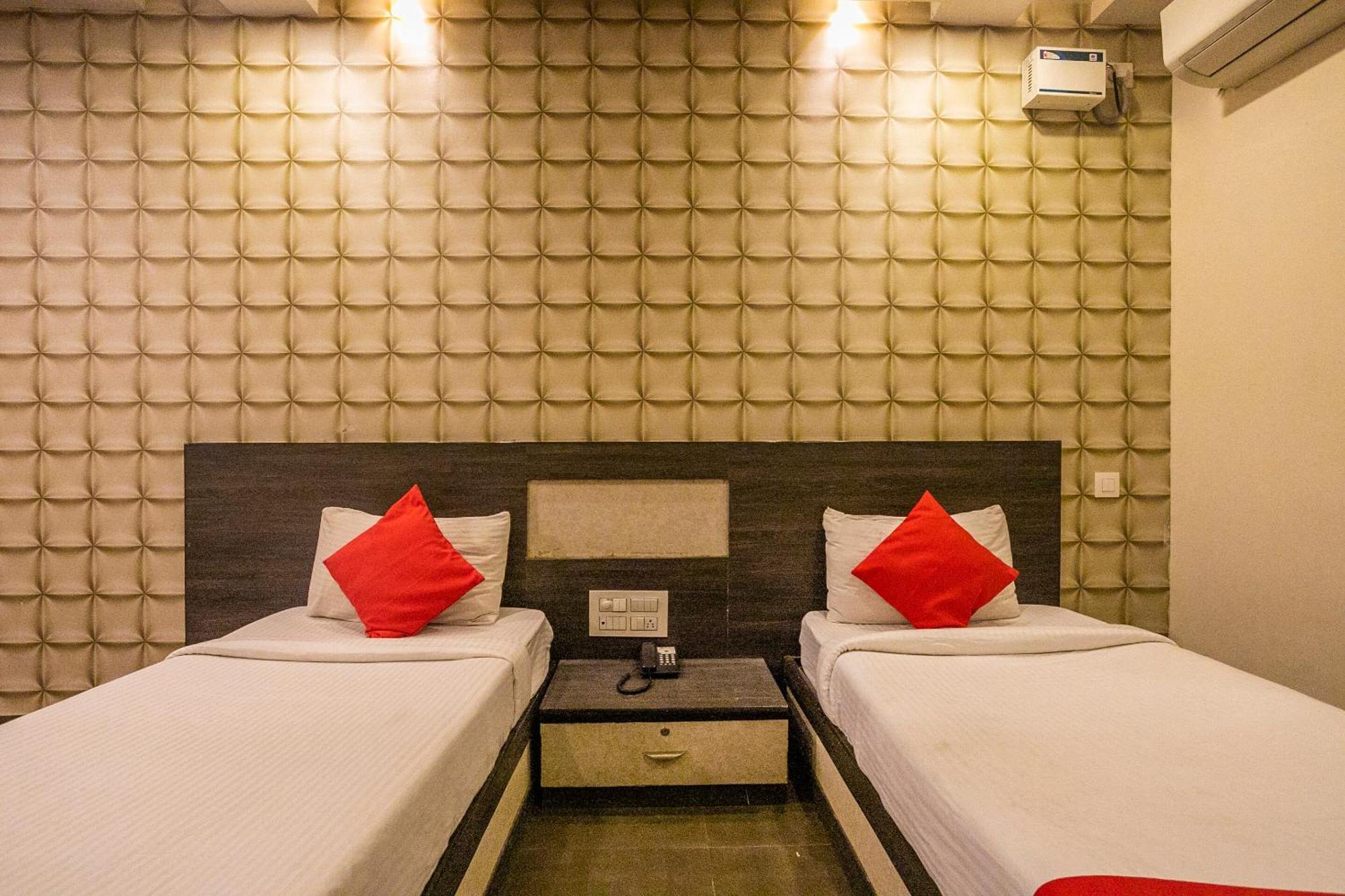 Super Collection O Indian Suites Near Sitara Restaurant Bangalore Exterior photo